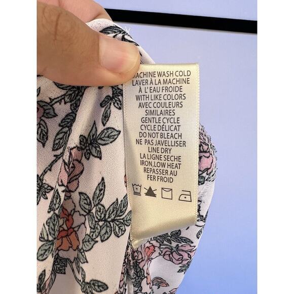 Max Studio Women’s Floral V-Neck Ruffle Sleeveless Surplice Top Tie Blouse M NWT - Picture 15 of 15